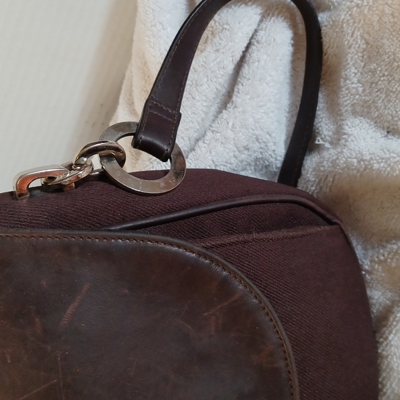 Liz Claiborne Small Brown Crossbody Bag - Picture 2 of 11